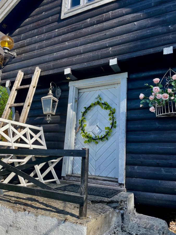 Stabbur Steinbekken, Back To Basic Primitive Overnight Eidsvoll Екстер'єр фото